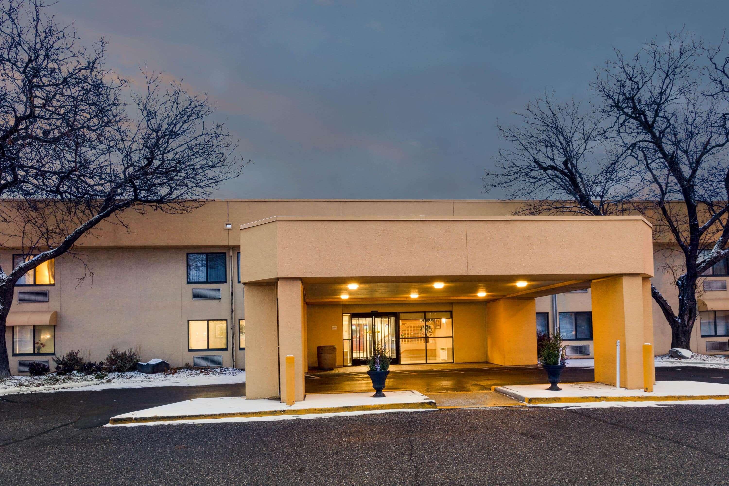 La Quinta Inn By Wyndham Minneapolis Airport Bloomington Exterior photo